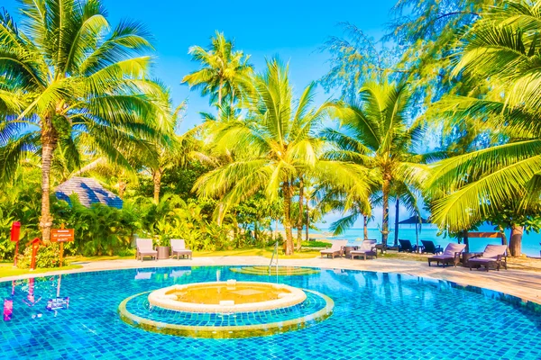 Açık Yüzme Havuzu