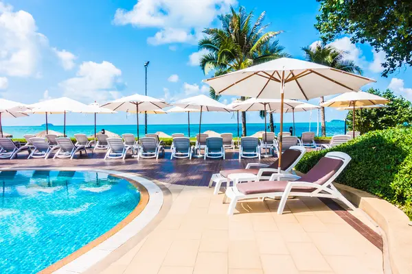 şemsiye ve sandalye