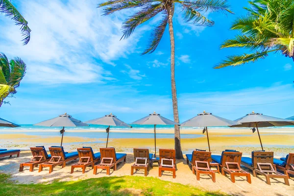 şemsiye ve sandalye