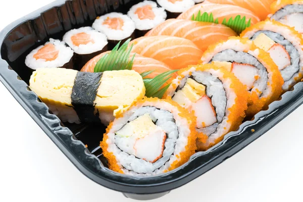Sushi box z rolki świeże sushi z łososiem — Zdjęcie stockowe