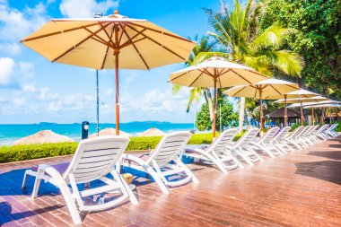 şemsiye ve sandalye