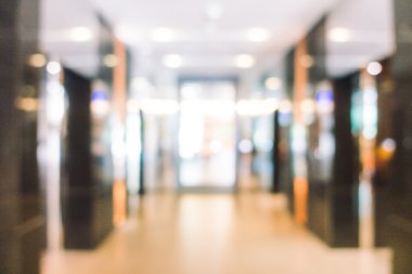 Otel lobisinde bulanıklık