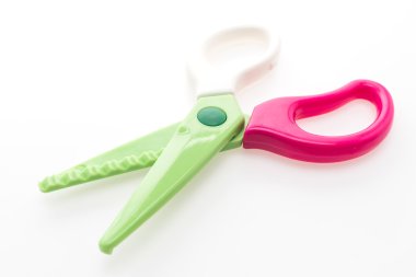 plastik renkli makas