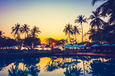 güzel bir Yüzme Havuzu