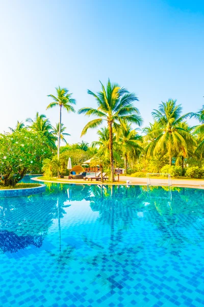 Piscina all'aperto — Foto Stock