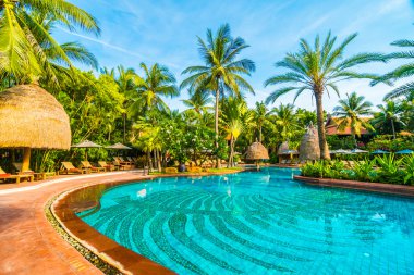 güzel bir Yüzme Havuzu