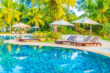 Açık Yüzme Havuzu