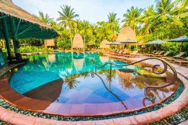 güzel bir Yüzme Havuzu