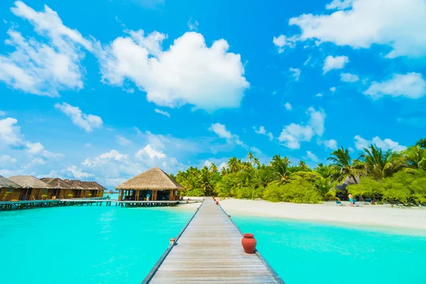 Schöner tropischer Strand — Stockfoto