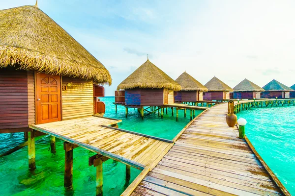 Bella isola tropicale delle Maldive — Foto Stock