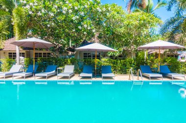 şemsiye ve sandalye