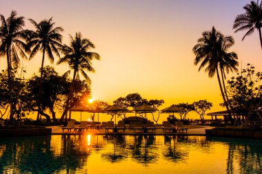 güzel bir Yüzme Havuzu