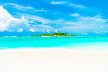 Güzel tropikal plaj 