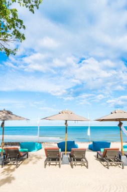 şemsiye ve sandalye