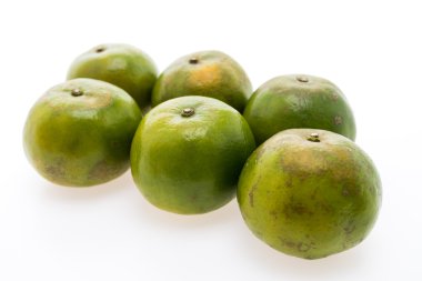 Portakal meyvesi izole