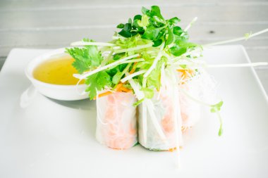 Vietnamca bahar rulo