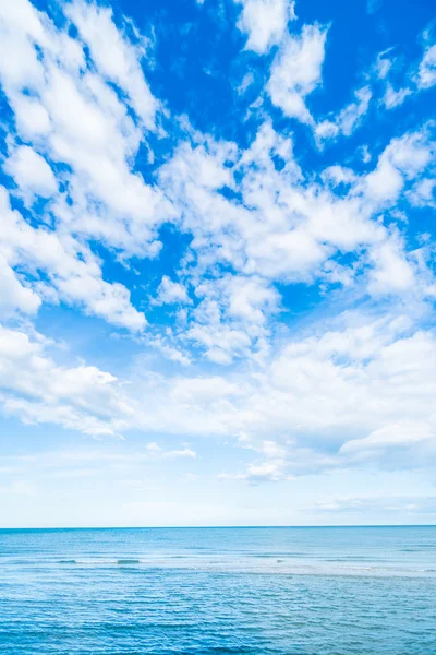 White cloud on blue sky and sea — Stock Photo, Image