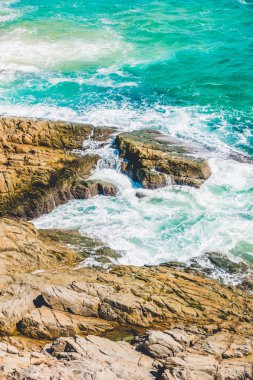 Rock ile dalga deniz