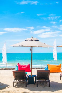 şemsiye ve sandalye