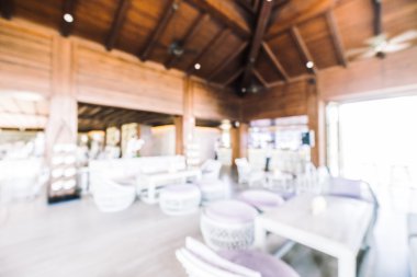 Otel lobisinde bulanıklık