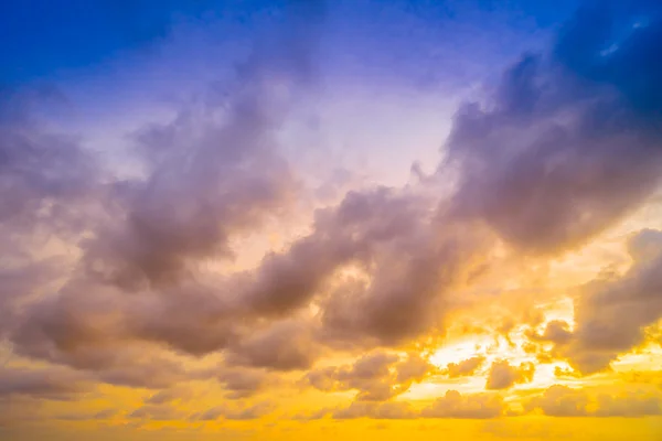 Pôr do sol na praia — Fotografia de Stock