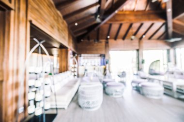 Otel lobisinde bulanıklık