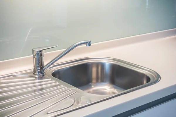 Sink and water tab — Stock Photo, Image