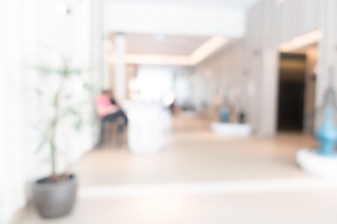 Otel lobisinde bulanıklık