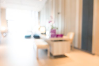 Otel lobisinde bulanıklık