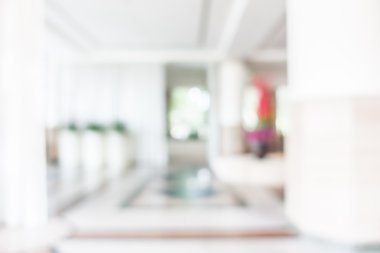 Otel lobisinde bulanıklık