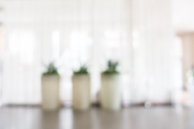 Otel lobisinde bulanıklık