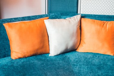 Güzel lüks yastık Divan