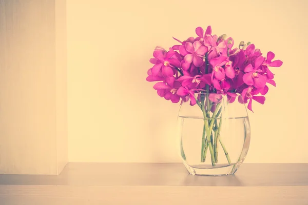 Orchid flower in vase — Stock Photo, Image