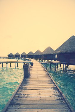 Günbatımı Maldivler Island üzerinde