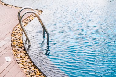 Havuzu merdiven dekorasyon 