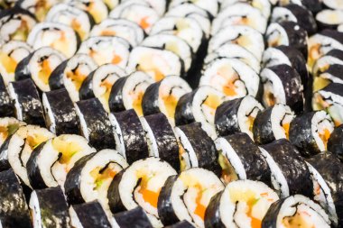 Suşi tarih seçici odak noktası