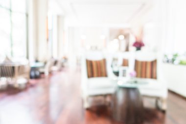 Otel lobisinde bulanıklık