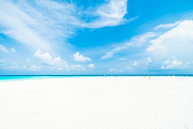 şemsiye ve sandalye