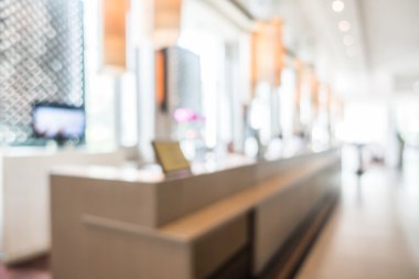 Otel lobisinde bulanıklık