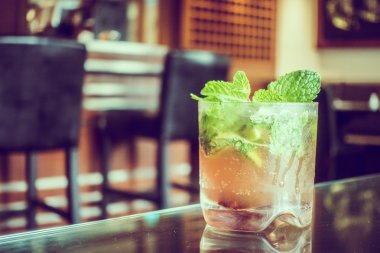 Buzlu Mocktail içki cam