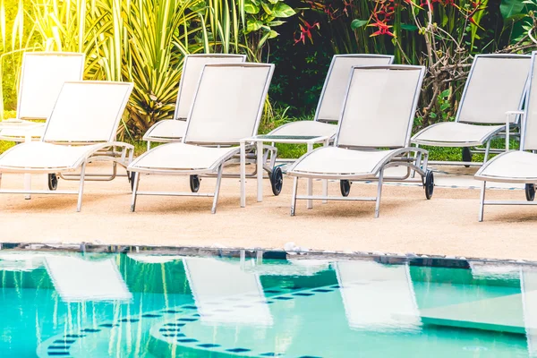 Piscina all'aperto — Foto Stock