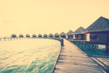 Günbatımı Maldivler Island üzerinde