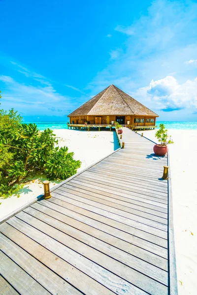 Belle île tropicale des Maldives — Photo