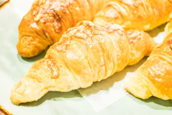 Buffet de pain pour le petit déjeuner — Photo