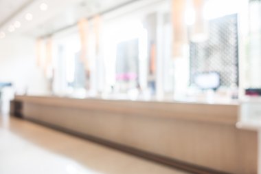 Otel lobisinde bulanıklık