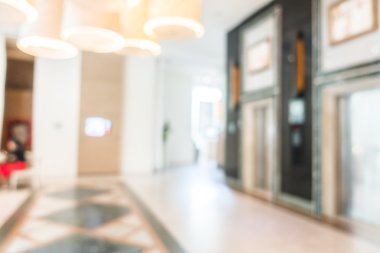 Otel lobisinde bulanıklık