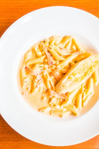 Carbonara pasta in white plate — Stock Photo, Image