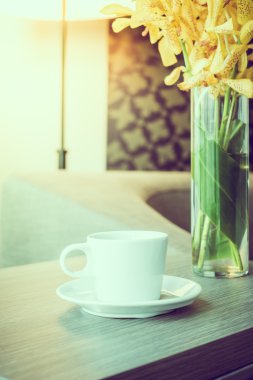 beyaz kahve fincanı