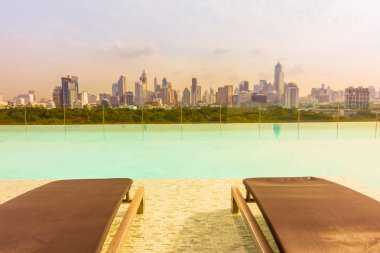 Açık Yüzme Havuzu