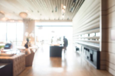 Otel lobisinde bulanıklık